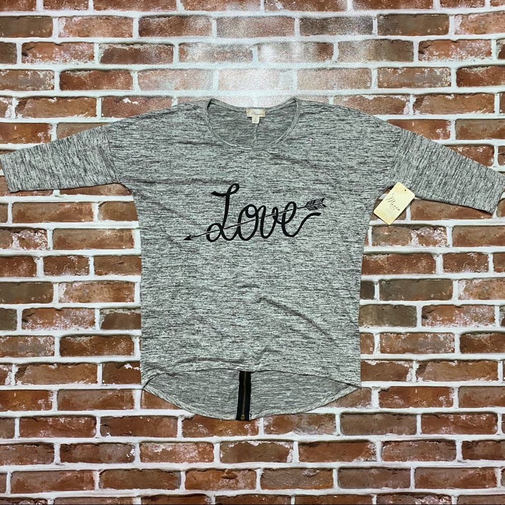 MISIA LOVE Soft Stretchy Back Zipper Top